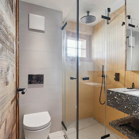 Larchwood By Mrs Miggins *