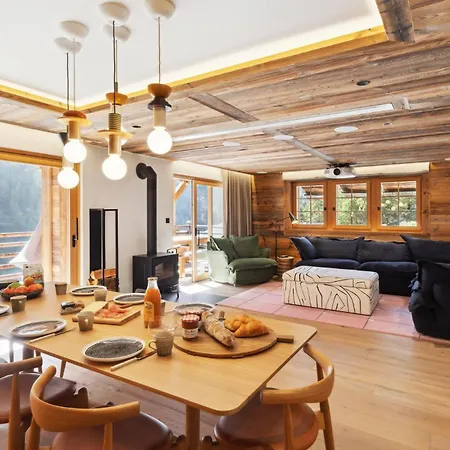 Larchwood By Mrs Miggins