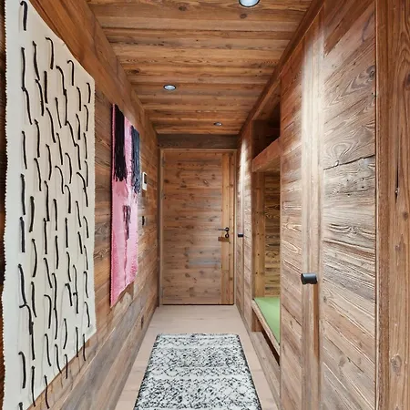 Larchwood By Mrs Miggins