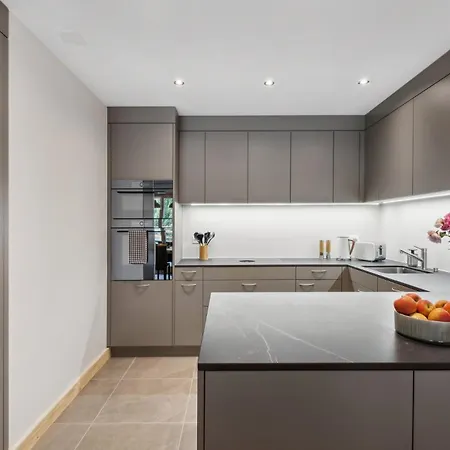 Larchwood By Mrs Miggins Grimentz