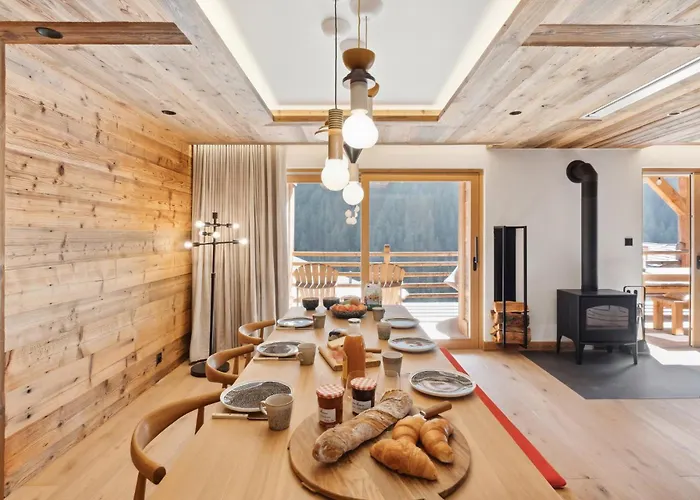 Larchwood By Mrs Miggins