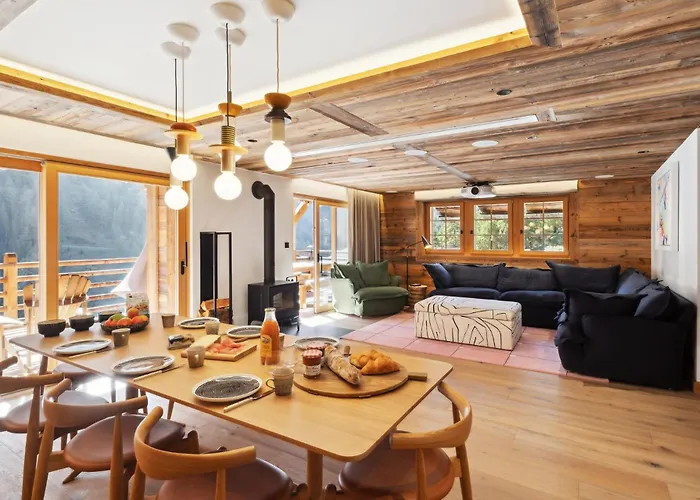 Larchwood By Mrs Miggins