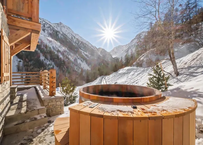 Larchwood By Mrs Miggins