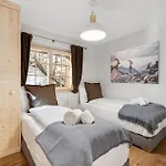 Larchwood By Mrs Miggins 아파트