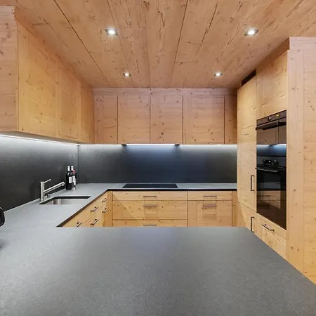 Larchwood By Mrs Miggins Grimentz