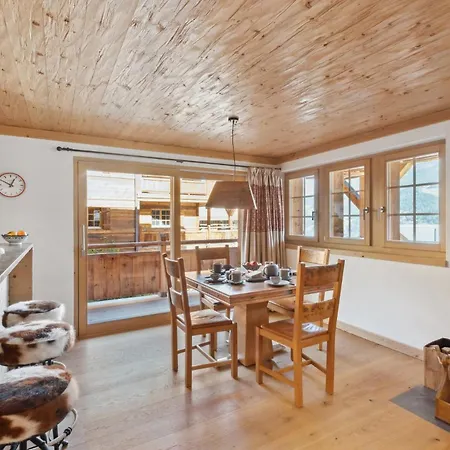 Larchwood By Mrs Miggins *